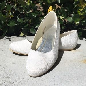 White Lace Flats Size 8.5 Wedding shoes